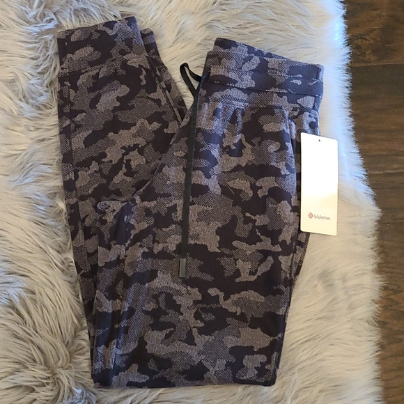 Pants - Lululemon ready to rulu hi-rise jogger camo